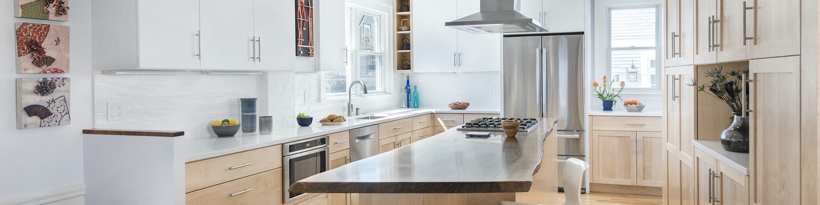 https://www.feinmann.com/wp-content/uploads/2019/09/FM-Project-HostingHavenMeetsArtisticAngles-Kitchen-8-1600x400.jpg